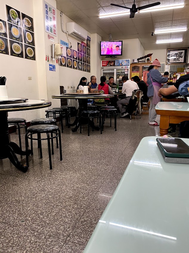 大甲一條龍餐館