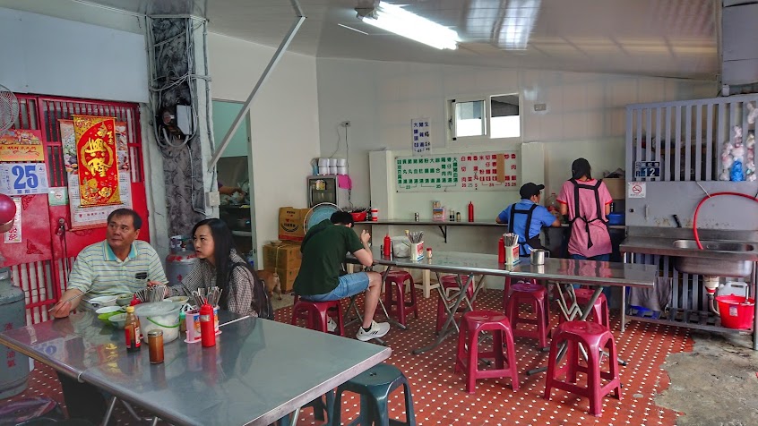 阿美姐早午餐(國校巷炒麵)