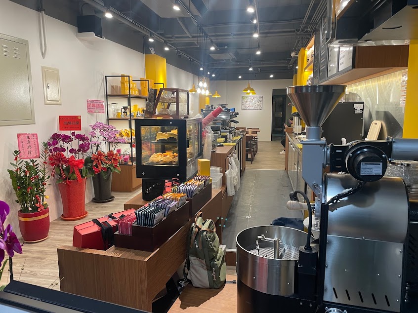 cama café 大甲站前店