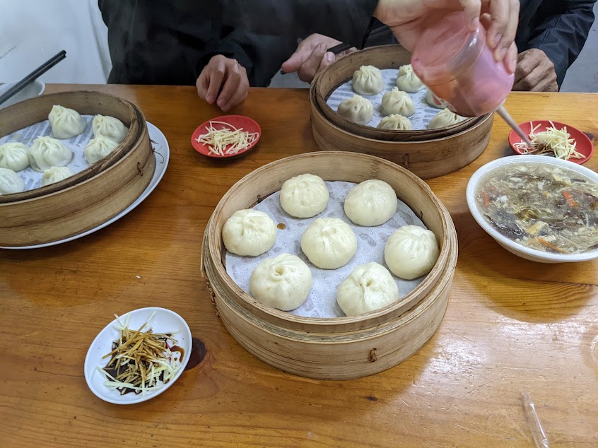 張師傅 小籠湯包
