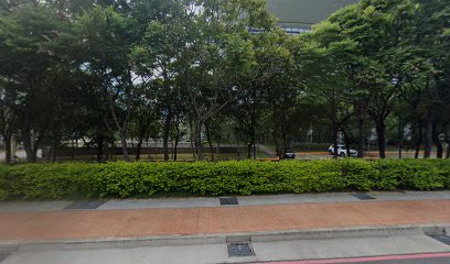 Louisa Coffee 路易．莎咖啡(后里美光門市)