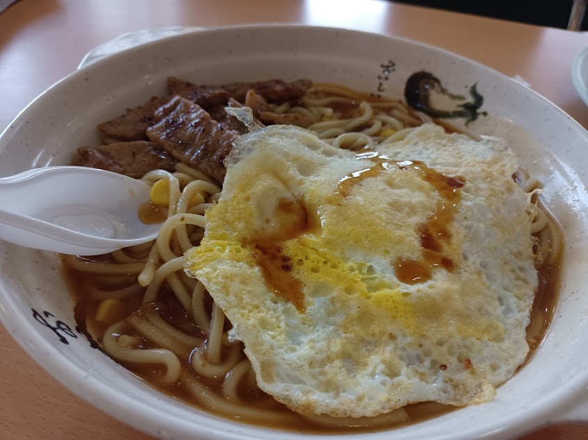 呷尚寶早餐店