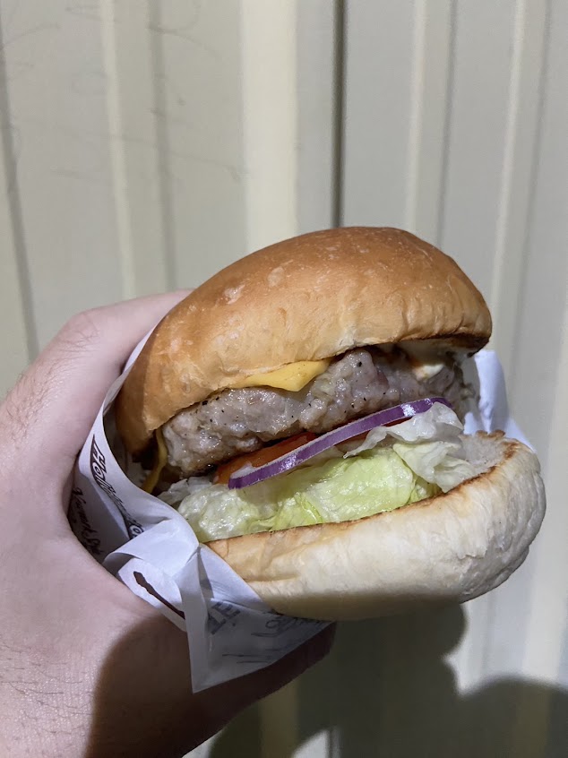 於日日（漢堡、吐司）