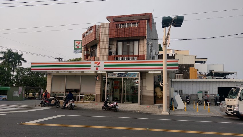 7-ELEVEN 小腳腿門市