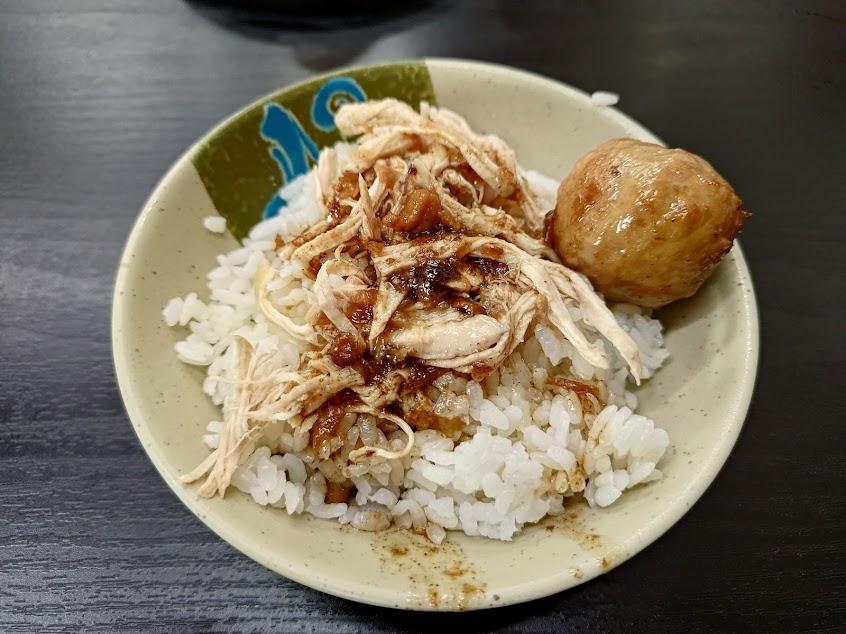 台南新化阿鴻𩵚魠魚焿