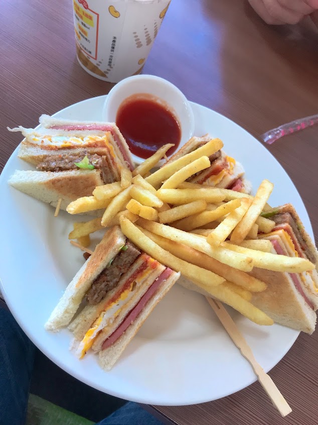 弘爺漢堡 – 復國店