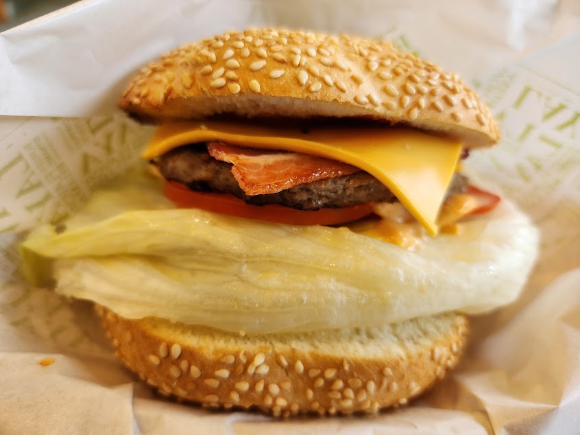 拉亞漢堡 台南長榮