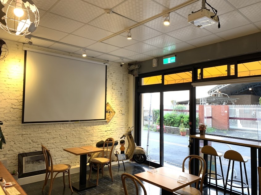 旅享所在咖啡|咖哩|早午餐|旅遊講座|空間合作