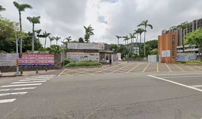 台南市西門路一段369號全家餐飲屋