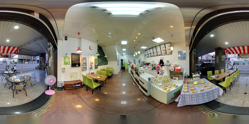 弘爺漢堡平通店