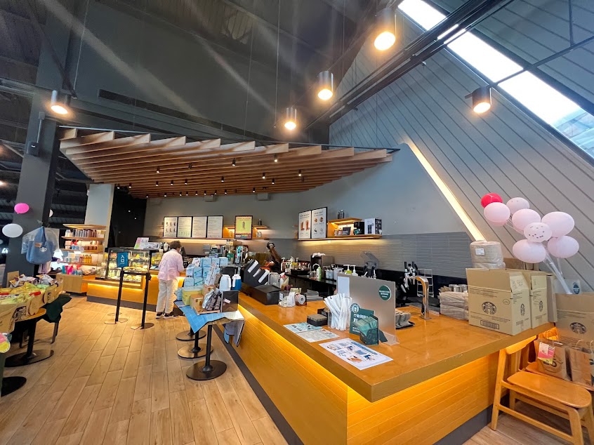 星巴克(台南小北門市)