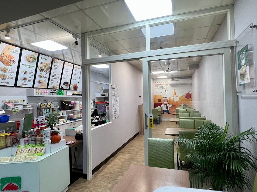 弘爺漢堡-台南武聖店