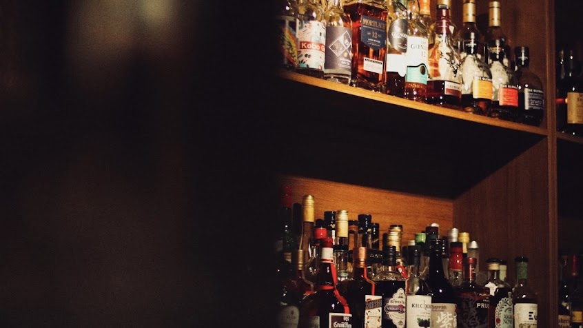 是曾相識咖啡酒館 Is Déjà vu (公休日請看IG）