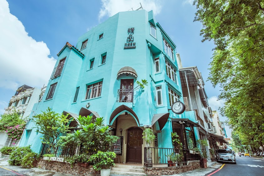 鯨湛咖啡wellcafe 咖啡豆 濾掛咖啡 掛耳咖啡專門店 精品咖啡 中餐 晚餐 簡餐 輕食 舒適 甜點-Wellcafe 鯨湛咖啡-精品河堤會館 高雄市 左營區 愛河 河堤公園 左岸 高鐵左營站咖啡館 高雄輕軌新上國小站 高雄最美的咖啡館