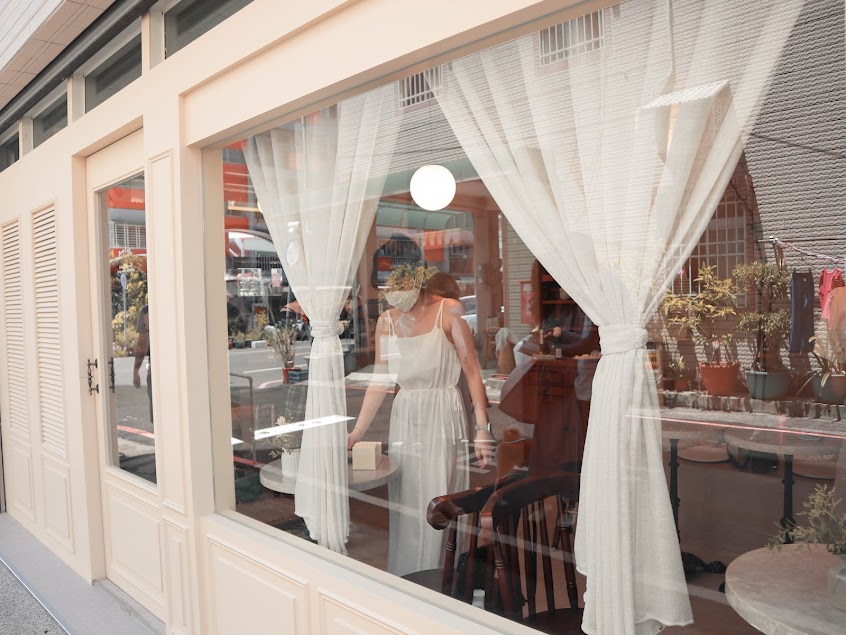 邦咖啡（高雄咖啡廳、高雄甜點店、高雄鍋燒意麵、高雄麵包、高雄滷味）