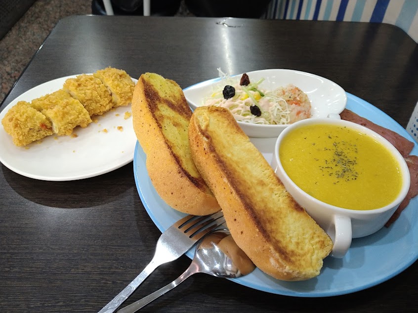 晨間廚房早午餐楠梓常德店/蛋餅/早餐/麵/