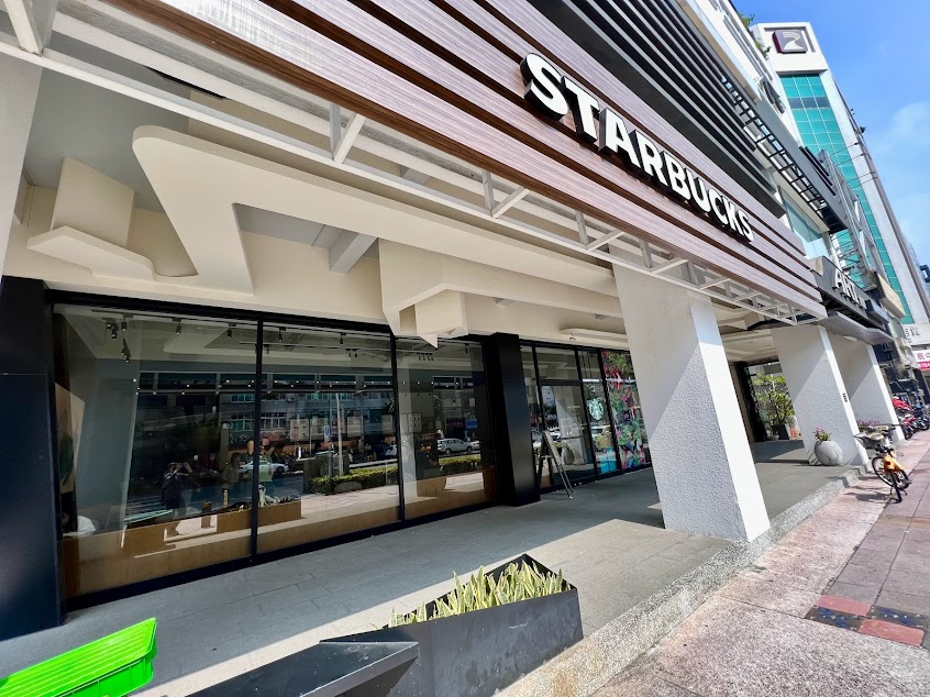 星巴克 高雄中正門市