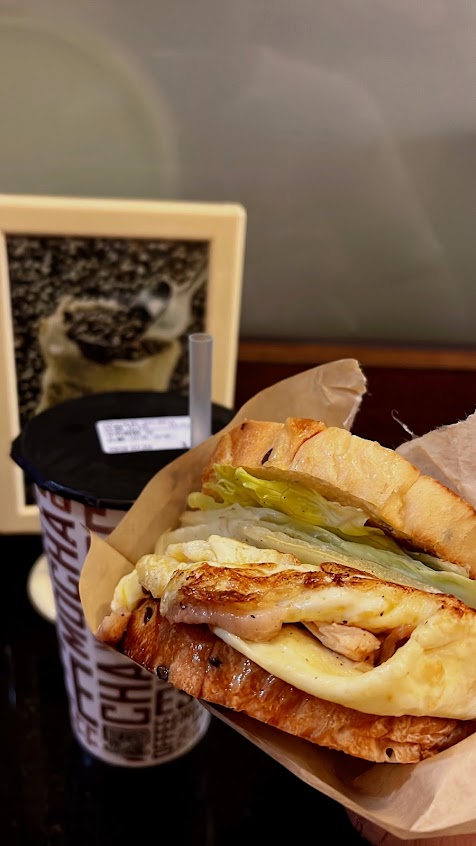 HIDO Caf’e 禾豆咖啡復興店